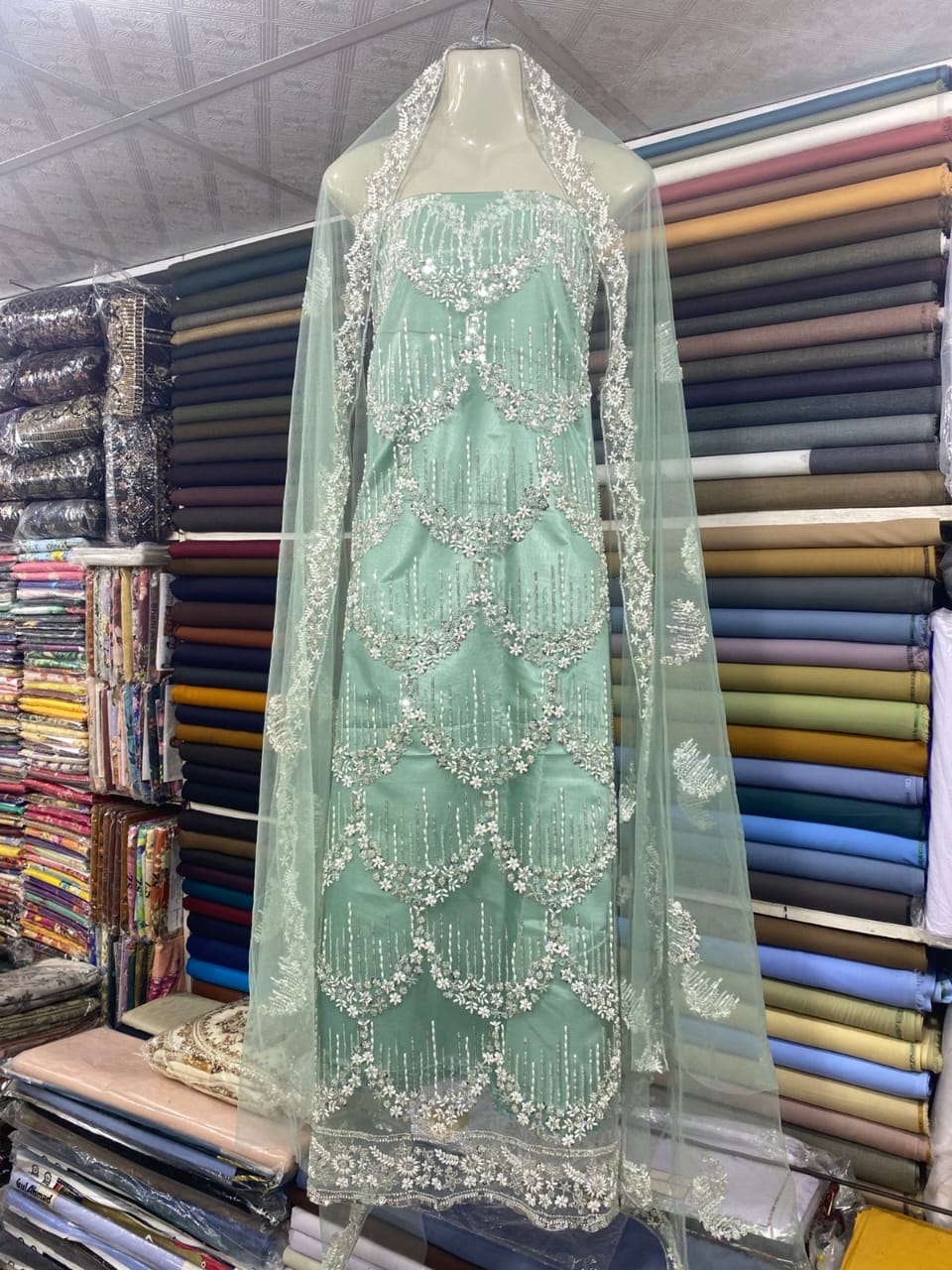 CUT DANA WORK ON NET CHIFFON